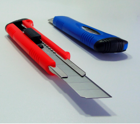 Dao rọc giấy cỡ lớn kèm 2 lưỡi phụ STACOM/E103