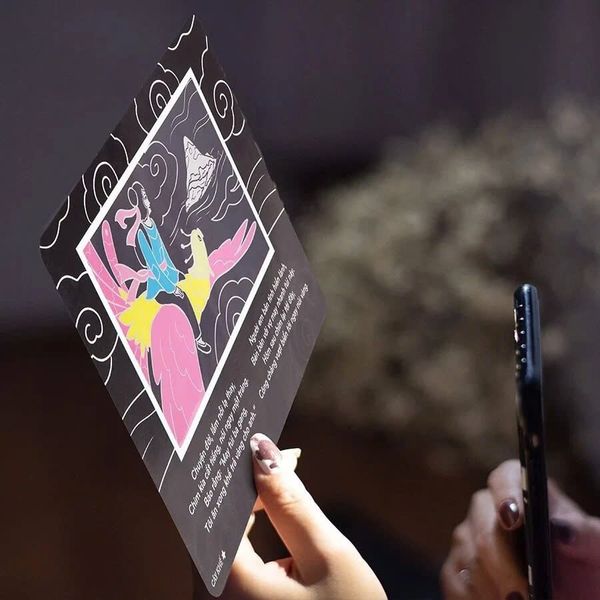 BOX SET SÁCH CHIẾU BÓNG THẦN KỲ - CÂY KHẾ - SỰ TÍCH BÁNH CHƯNG BÁNH GIÀY - BA CHÚ HEO CON