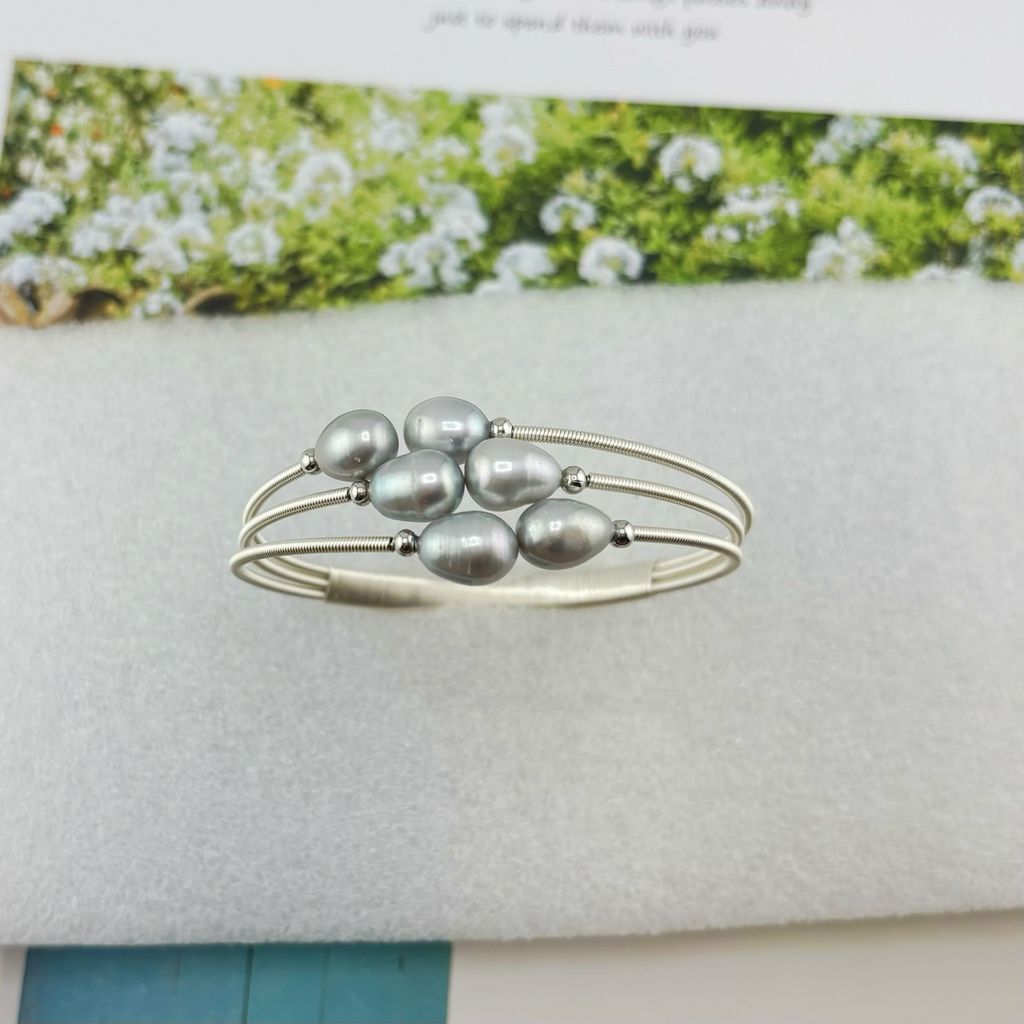 Vòng Tay Gọng Hở Đính Ngọc Giọt Nước MADAME HIEN PEARL Thời Trang VTG004X