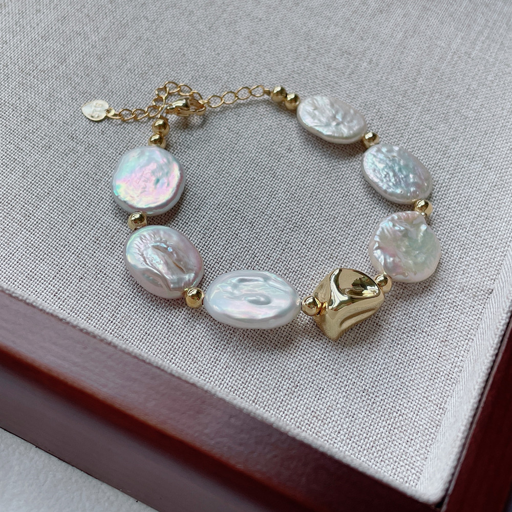 Vòng Tay Ngọc Trai Hạt Baroque Tròn Đồng Tiền Phối Mặt Cham Kim MADAME HIEN PEARLS Cho Nữ VTB068B