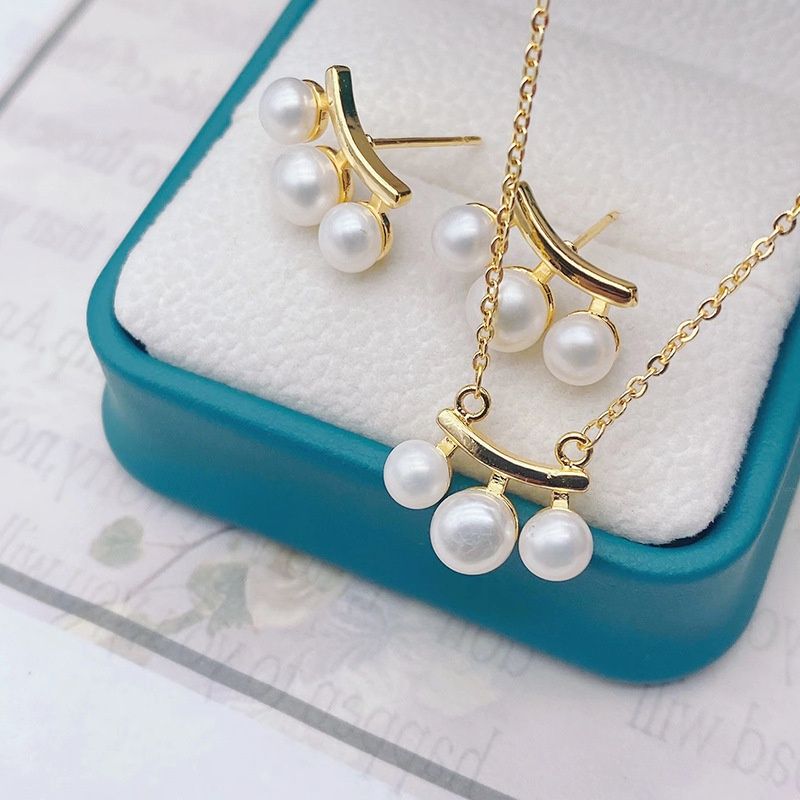 Bộ Vòng cổ Và Bông Tai Ngọc Trai Nuôi Tự Nhiên mặt 3 hạt bán nguyệt SPS036