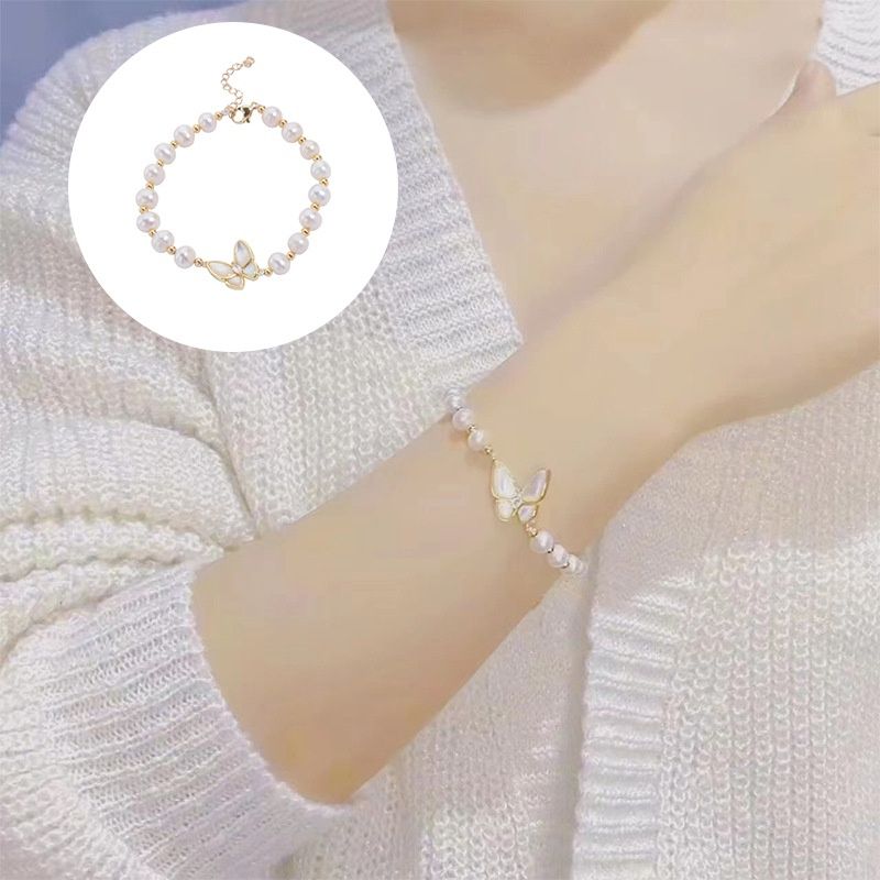 Vòng Tay Hình Bướm Ốp Vỏ Sò Xà Cừ Đính Ngọc Trai Tự Nhiên Sang Trọng VTT007