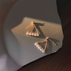 Bông Tai Hình Học Tam Giác Đính Ngọc Trai MADAME HIEN PEARLS Sang Trọng Phong Cách Châu Âu BTT021