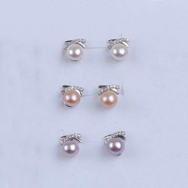 Hoa Tai Nụ Ngọc Trai Nước Ngọt MADAME HIEN PEARLS Xinh Xắn BTN035