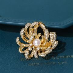 Ghim Cài Áo Hoa Sen 3D Đính Đá và Ngọc Trai Tự Nhiên Thời Trang MADAME HIEN PEARLS Quý Phái PKC002