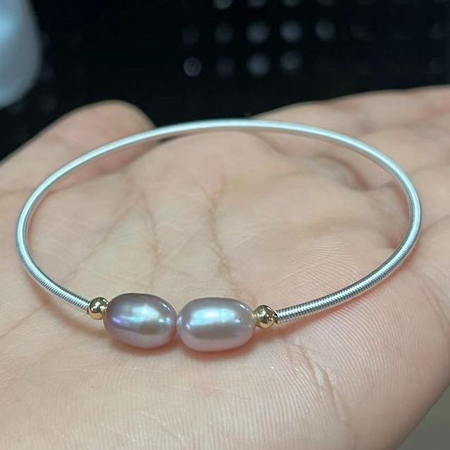 Vòng Tay Ngọc Trai Tối Giản Đính Ngọc Trai Giọt Nước Kiểu Còng Cứng MADAME HIEN PEARL VTG013