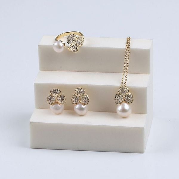 Bộ Vòng cổ, Nhẫn Và Khuyên Tai Mạ Vàng Đính Ngọc Trai Nuôi Tự Nhiên cao cấp Bộ trang sức set cỏ 3 lá trai tròn SPS039