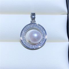 Mặt Dây Chuyền Ngọc Trai Tự Nhiên Dạng Tròn Mạ Vàng Đính Đá Zircon MN001