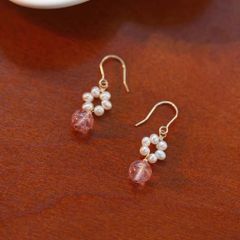 Bông Tai Ngọc Trai Gạo Vòng Hoa Phối Đá Pha Lê Dâu Tây Trong Suốt MADAME HIEN PEARLS Xinh Xắn Cho Nữ BTG124