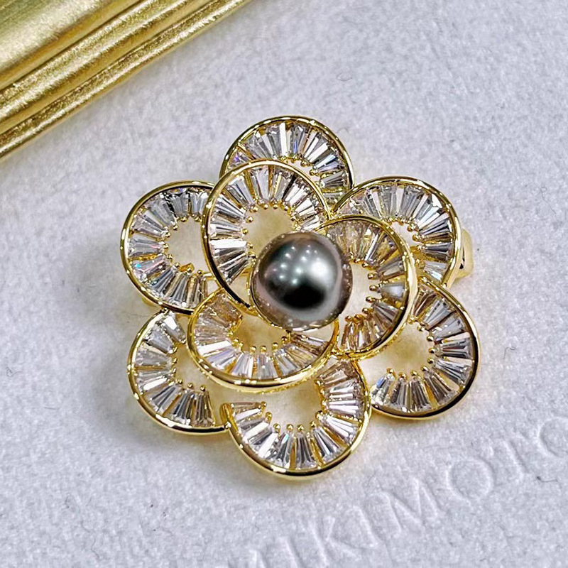 Trâm Cài Áo Dạng Ghim Hình Bông Hoa Hồng Hạt Ngọc Trai Đen Tự Nhiên MADAME HIEN PEARLS PKC025