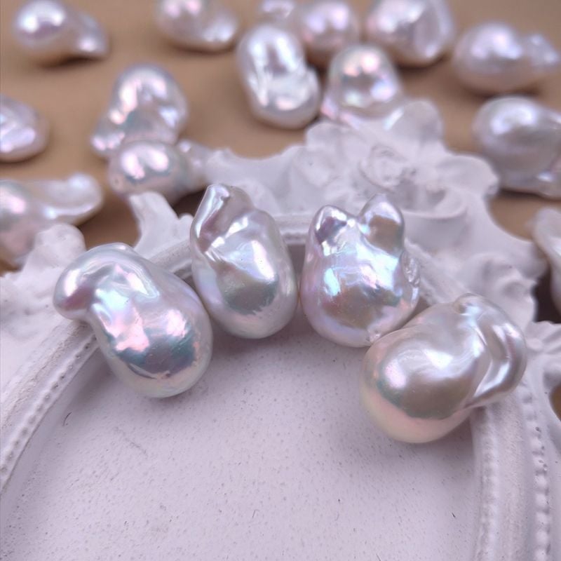 Bông Tai Phong Cách Jennie Blackpink Tại Met Gala 2024 Đang Khuynh Đảo MXH - 10A BTB043A