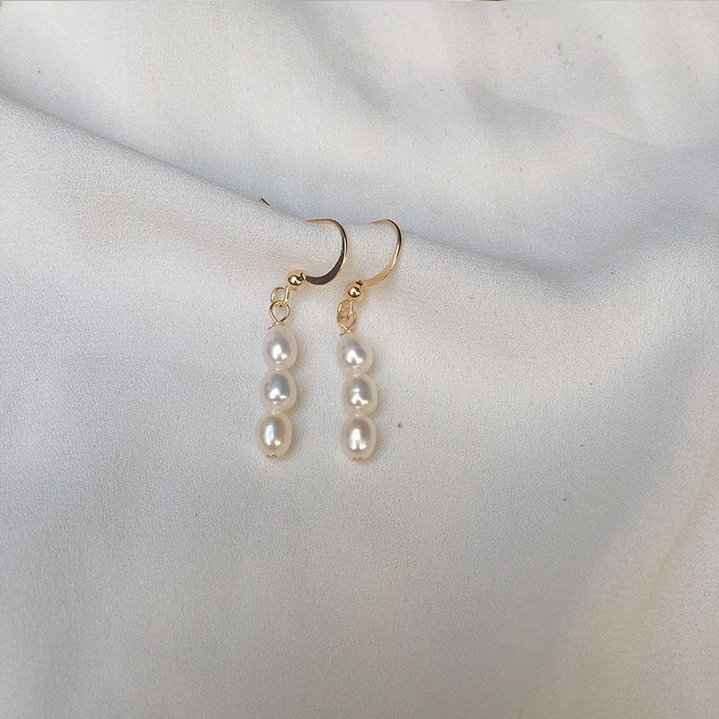 Khuyên Tai Mạ Vàng 14K Đính 3 Hạt Ngọc Trai Tua Rua 7-8mm MADAME HIEN PEARLS BTG005