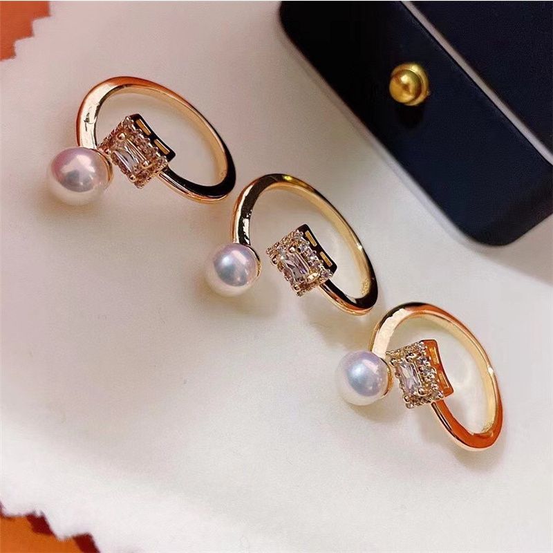 Nhẫn Ngọc Trai Tự Nhiên Đính mặt đá sapphire chữ nhật