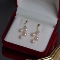 Bông Tai MADAME HIEN PEARLS Bạc 925 Mạ Đính Ngọc Trai Tua Rua Hình Hạt Gạo BTG019