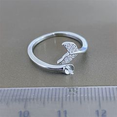 Nhẫn Hở Hình Đuôi Cá Đính Ngọc Trai Thời Trang Madame Hien Pearls Cho Nữ NN024