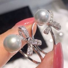 Nhẫn Hở Mạ Hình Nơ Đính Ngọc Trai Tự Nhiên MADAME HIEN PEARLS Freesize NN051