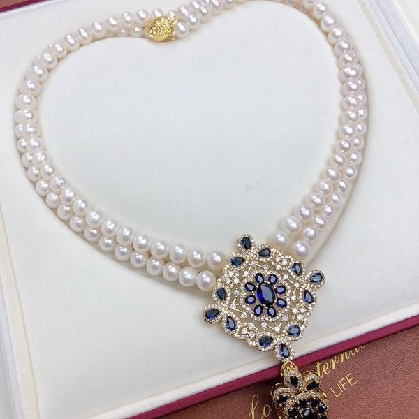 Vòng Cổ Ngọc Trai Tự Nhiên 2 Dây Đôi Mặt Đá Quý Xanh Hoàng Gia MADAME HIEN PEARLS Quyền Quý Sang Trọng CT053