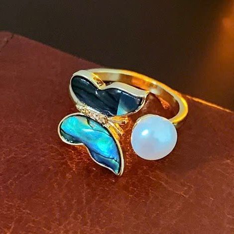 Nhẫn Ngọc Trai Tự Nhiên Mặt Bướm Nguyên Cánh Xà Cừ Vỏ Bàu Ngư MADAME HIEN PEARLS Cho Nữ NN111