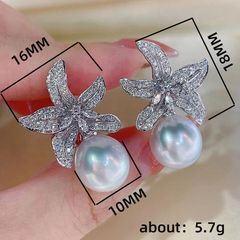 Bông Tai Ngọc Trai Tự Nhiên Mặt Hoa Ly Khung Bạc Đính Đá Zircon MADAME HIEN PEARLS Cho Nữ BTN191B Bạc