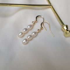 Khuyên Tai Mạ Vàng 14K Đính 3 Hạt Ngọc Trai Tua Rua 7-8mm MADAME HIEN PEARLS BTG005