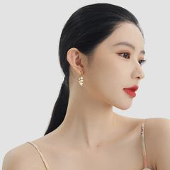 Bông Tai Vòng tròn Bạc 925 Mạ Đính Ngọc Trai Xinh Xắn MADAME HIEN PEARLS Thời Trang Nữ Tính BTB008