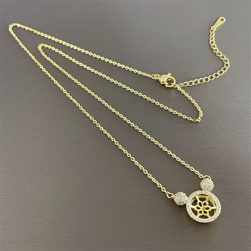 Vòng cổ Đồng Mạ Vàng 18K Mặt Hình Chuột Mickey Ngọt Ngào Dễ Thương Ngọc trai tự nhiên MN020V