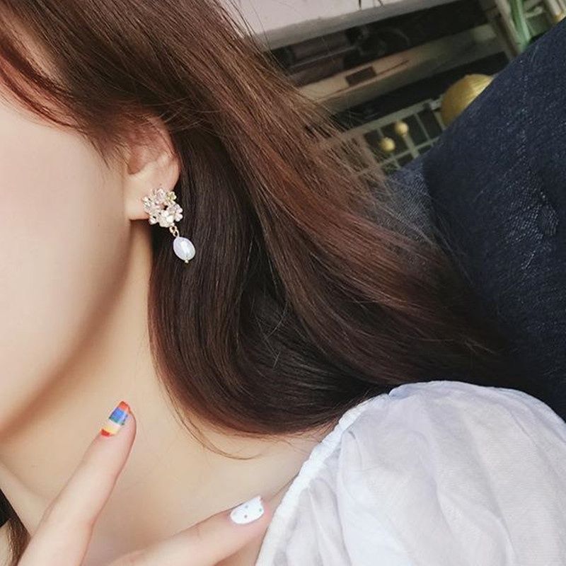 Bông Tai Mạ Vàng 18k Hình Hoa Pha Lê / Ngọc Trai Giọt Nước Sang Trọng Sành Điệu Tiệc Tùng BTG007