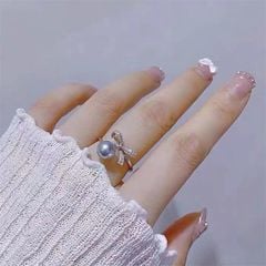 Nhẫn Hở Mạ Hình Nơ Đính Ngọc Trai Tự Nhiên MADAME HIEN PEARLS Freesize NN051