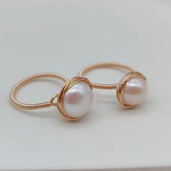 Nhẫn Ngọc Trai Hạt Tự Nhiên MADAME HIEN PEARLS Có Khóa Điều Chỉnh Được NB004