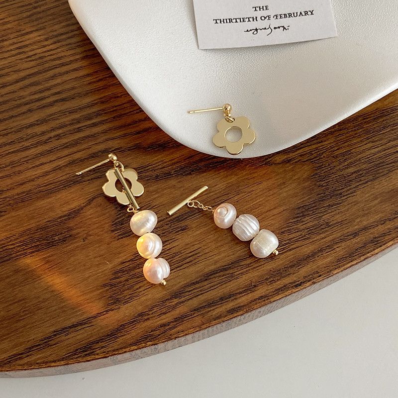 Bông Tai Bạc 925 Mạ Hình Cánh Hoa MADAME HIEN PEARLS Đính Ngọc Trai Thời Trang BTT025