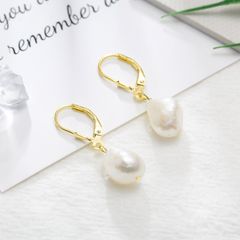 Bông Tai Tối Giản khoá chốt MADAME HIEN PEARLS Cá Tính, lạ mắt, thời trang BTB006