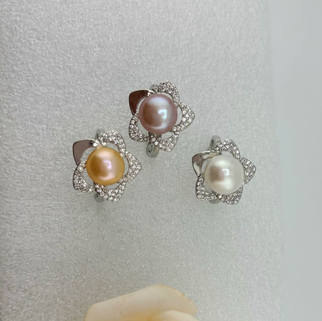 Nhẫn Ngọc Trai Tự Nhiên Size 9-10mm Dáng Hoa Phong Cách Quý Phú Bà NN053