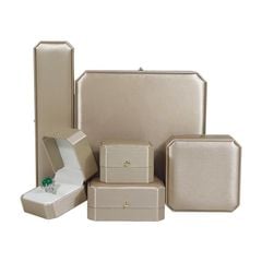 Hộp Trang Sức Vòng Cổ Da PU Xén Góc Cao Cấp 19cm*19cm*4,5cm PKG014