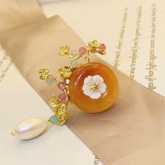 Trâm Cài Áo MADAME HIEN PEARLS Ghim Cài Hình Hoa Đào Đính Hạt Trai Tự Nhiên Phối Tua PKC004