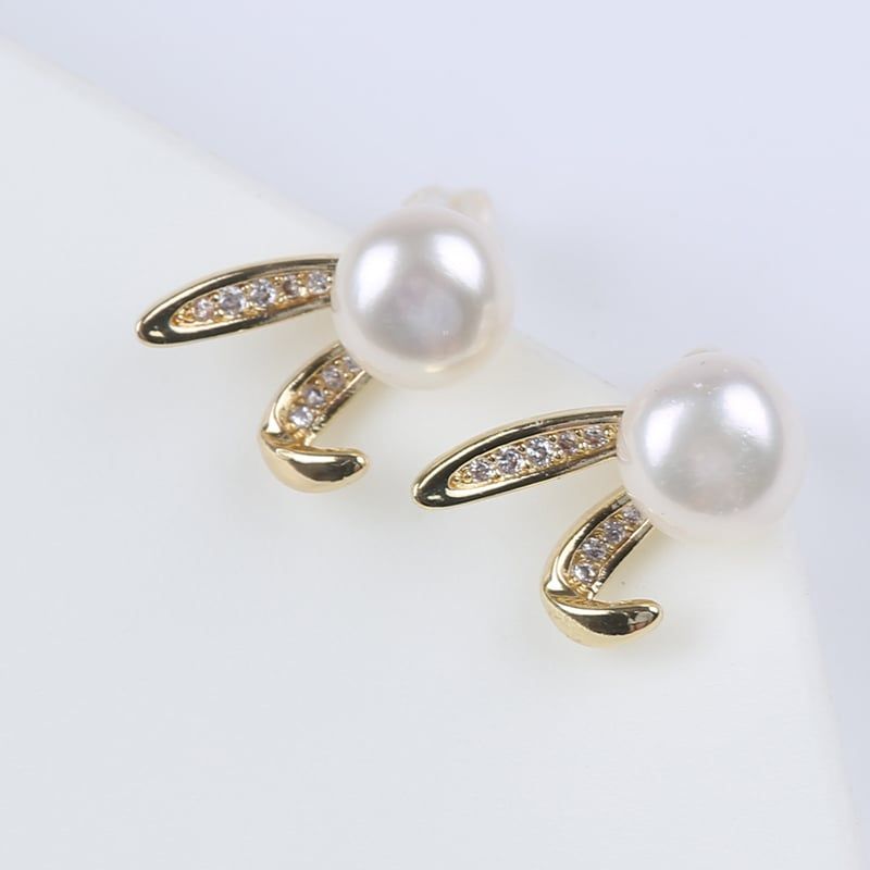 Bông Tai Thỏ P.l.a.y.b.o.y Đính Đá & Ngọc Trai MADAME HIEN PEARLS dễ thương BTN025