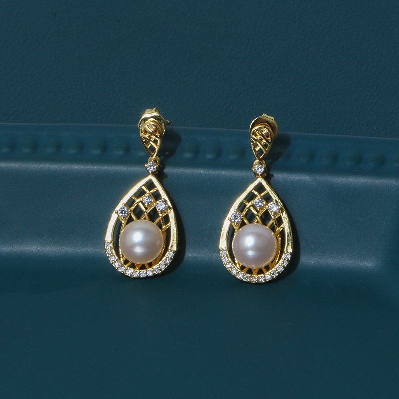 Bông Tai Ngọc Trai Tự Nhiên MADAME HIEN PEARLS Quý Phái Quyền Lực MADAME HIEN PEARLS Cho Nữ BTN056