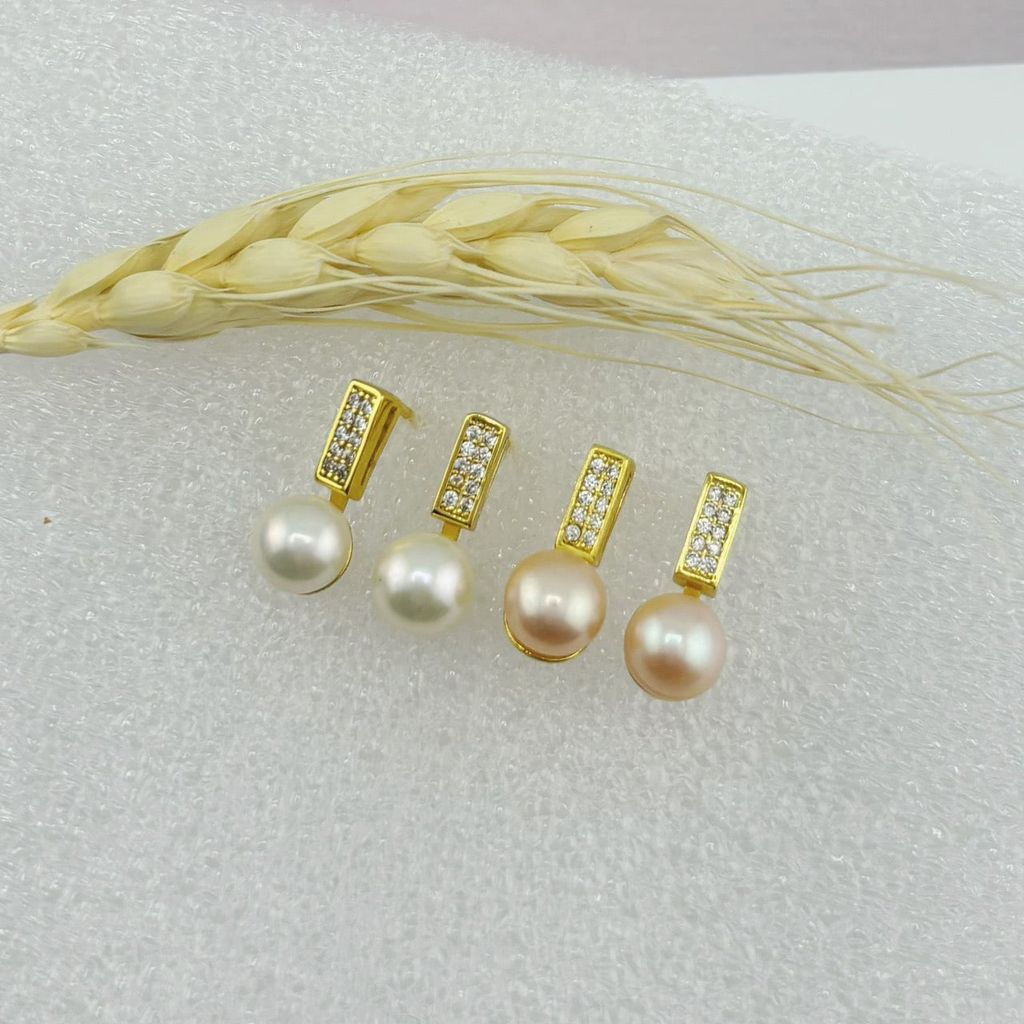 Bông Tai Ngọc Trai Tự Nhiên Mặt Thanh Đơn Giản Đính 10 Hạt Đá Quý MADAME HIEN PEARLS BTN134