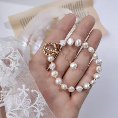 Vòng Tay Hạt Trai Baroque 7-8mm Tự Nhiên MADAME HIEN PEARLS Khoá OT VTB003