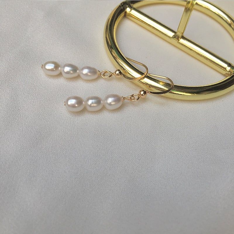 Khuyên Tai Mạ Vàng 14K Đính 3 Hạt Ngọc Trai Tua Rua 7-8mm MADAME HIEN PEARLS BTG005