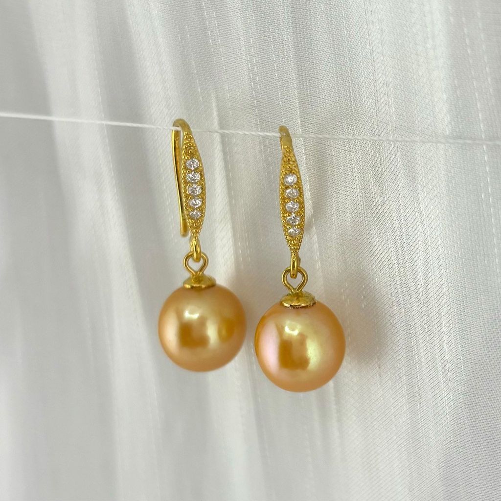 Bông Tai Bạc s925 Mạ Vàng Thật 18K Đính Ngọc Trai 9-10mm Hạt Tròn Đẹp Grade AAA MADAME HIEN PEARLS BMVBTT010V