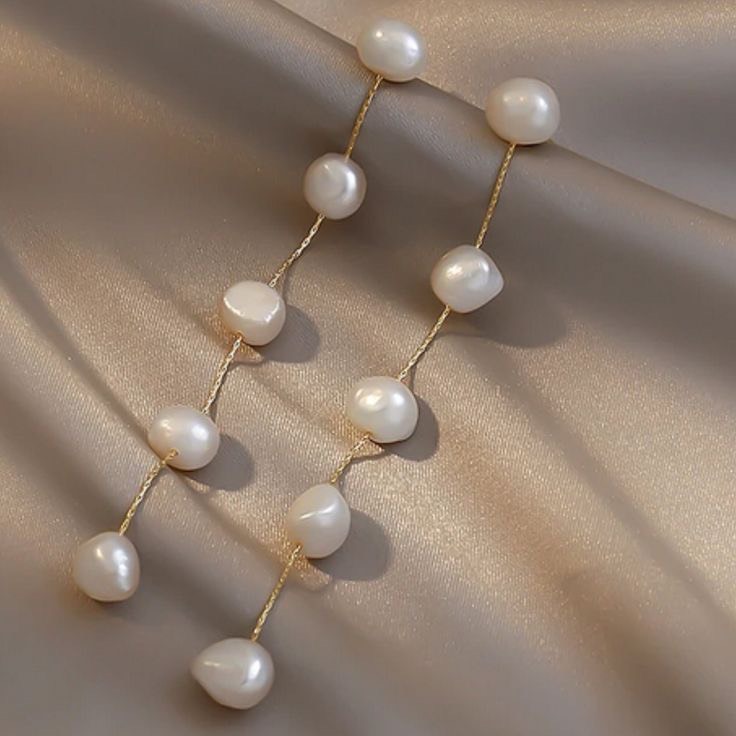 Bông Tai Bạc 925 Tua Rua 5 Hạt Siêu Dài Ngọc Trai 9mm Tự Nhiên Cực Dài Phong Cách Baroque MADAME HIEN PEARLS BTT017