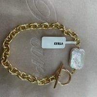 Vòng Tay Mặt Ngọc Trai Baroque Vuông Đơn Giản Phối Dây Kim Loại Mặt Khóa OT MADAME HIEN PEARLS VTB053