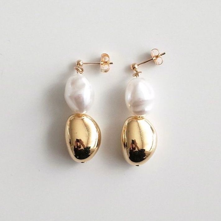 Bông Tai Ngọc Trai Baroque Tự Nhiên Phối Hạt Kim Loại Phong Cách Châu Âu Sang Trọng Hiện Đại Cá Tính BTB044