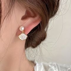 Bông Tai Ngọc Trai Nước Ngọt Sò Biển MADAME HIEN PEARLS Tươi Mới Cho Nữ BTN001