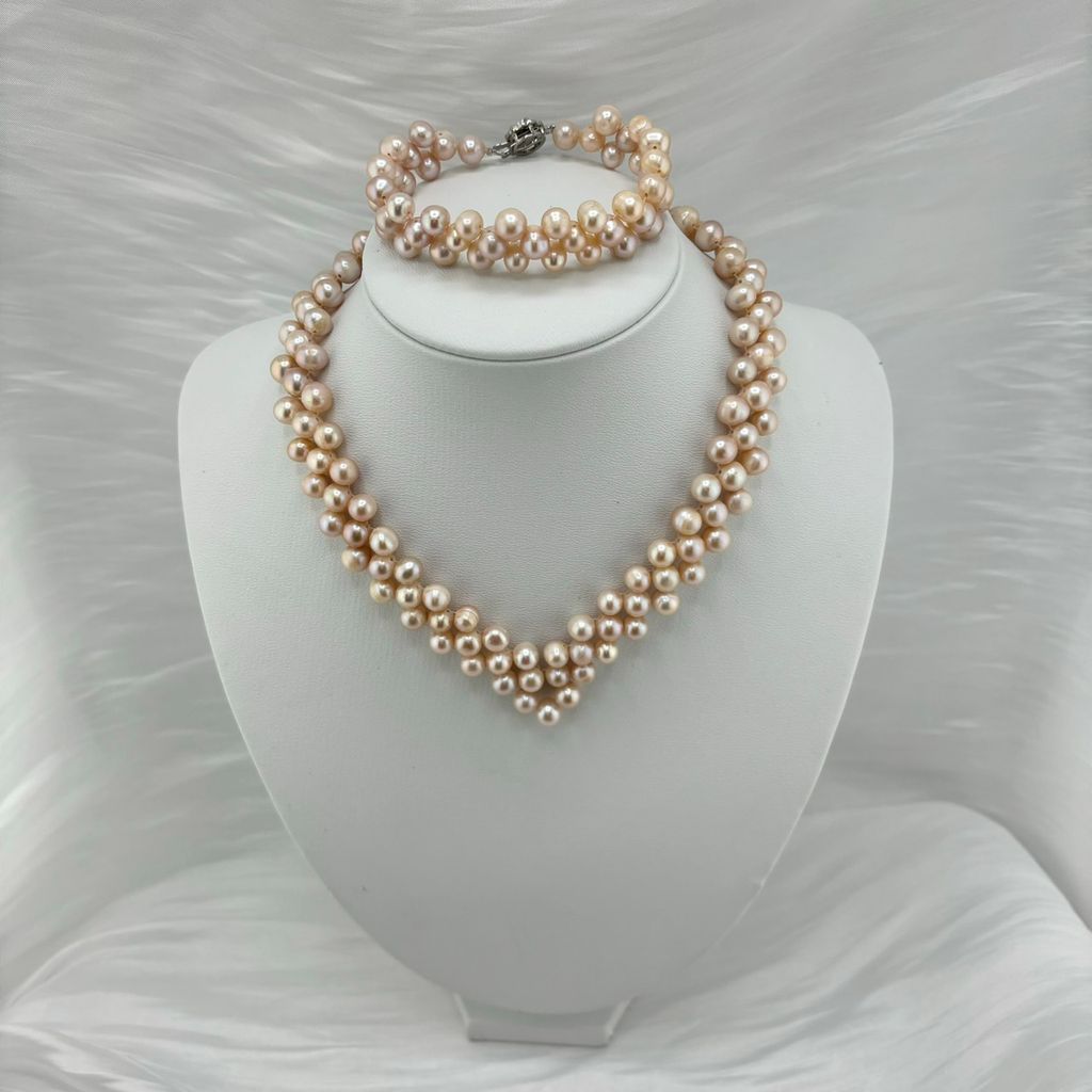 Set Bộ Trang Sức Ngọc Trai Bện 3 Lớp Gồm Vòng cổ Choker + Vòng Tay MADAME HIEN PEARLS SCT007