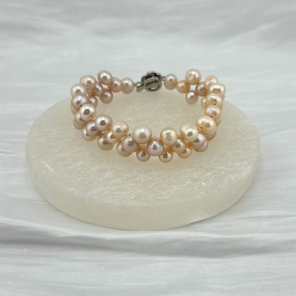 Set Bộ Trang Sức Ngọc Trai Bện 3 Lớp Gồm Vòng cổ Choker + Vòng Tay MADAME HIEN PEARLS SCT007