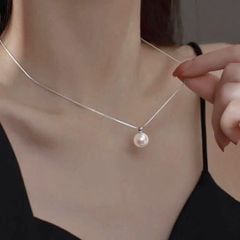 Dây Chuyền Bạc s925 Mặt Ngọc Trai Trắng Tròn Tự Nhiên 10mm Tối Giản MADAME HIEN PEARLS MT044