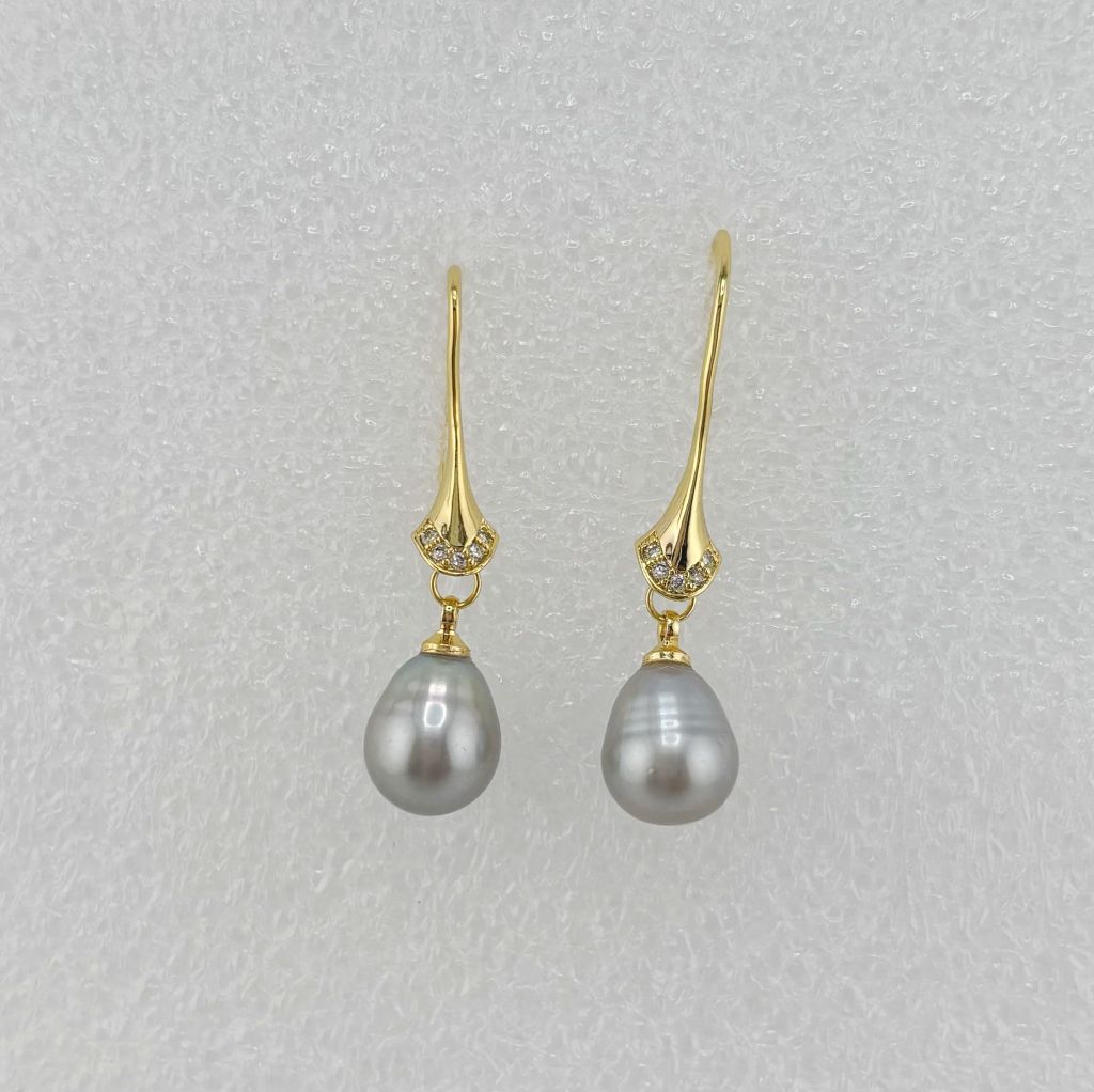 Bông Tai Ngọc Trai Tự Nhiên Móc Câu Chân Móc Hoạ Tiết Tính Đá Zircon MADAME HIEN PEARLS BTG072