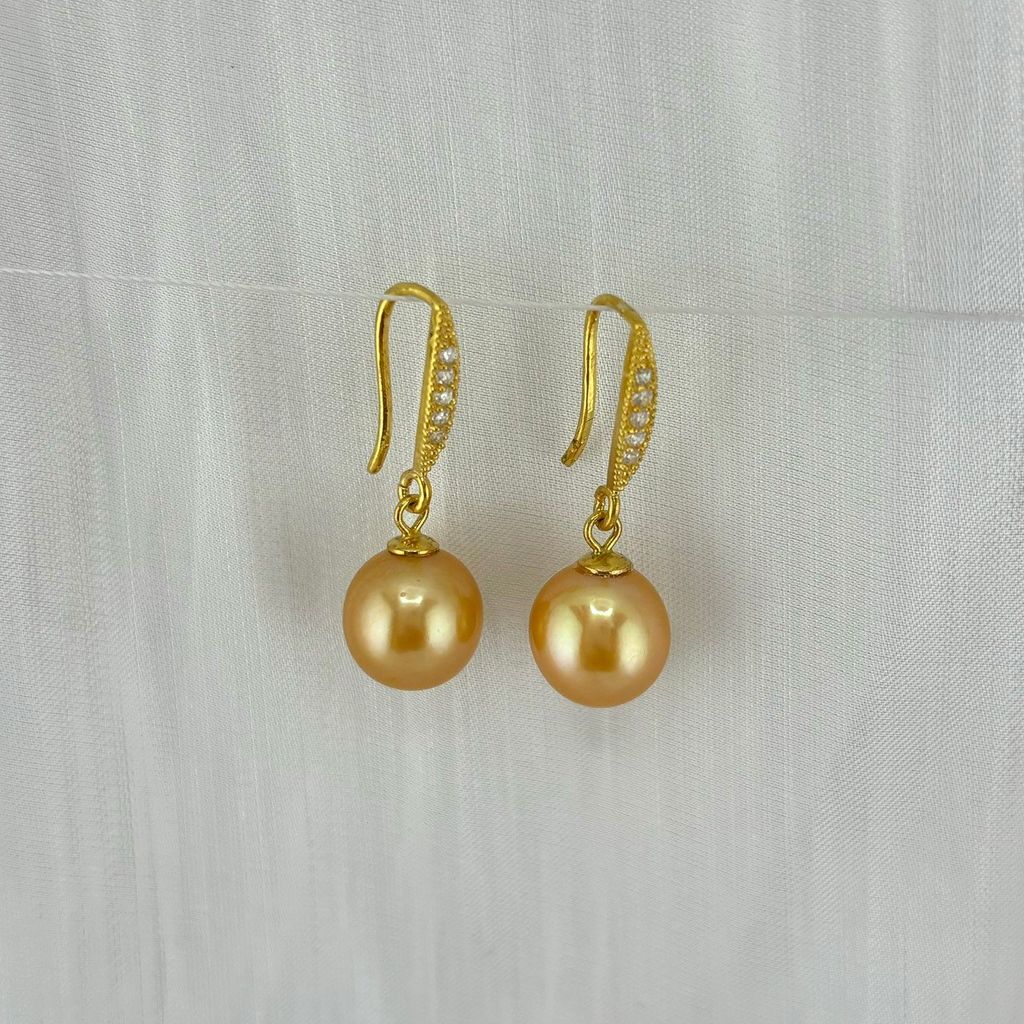 Bông Tai Bạc s925 Mạ Vàng Thật 18K Đính Ngọc Trai 9-10mm Hạt Tròn Đẹp Grade AAA MADAME HIEN PEARLS BMVBTT010V