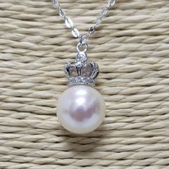 Dây Chuyền Mặt Ngọc Trai Tự Nhiên Hạt Trắng Tròn 10-11mm Mặt Vương Miện Sang Trọng MADAME HIEN PEARLS MT032